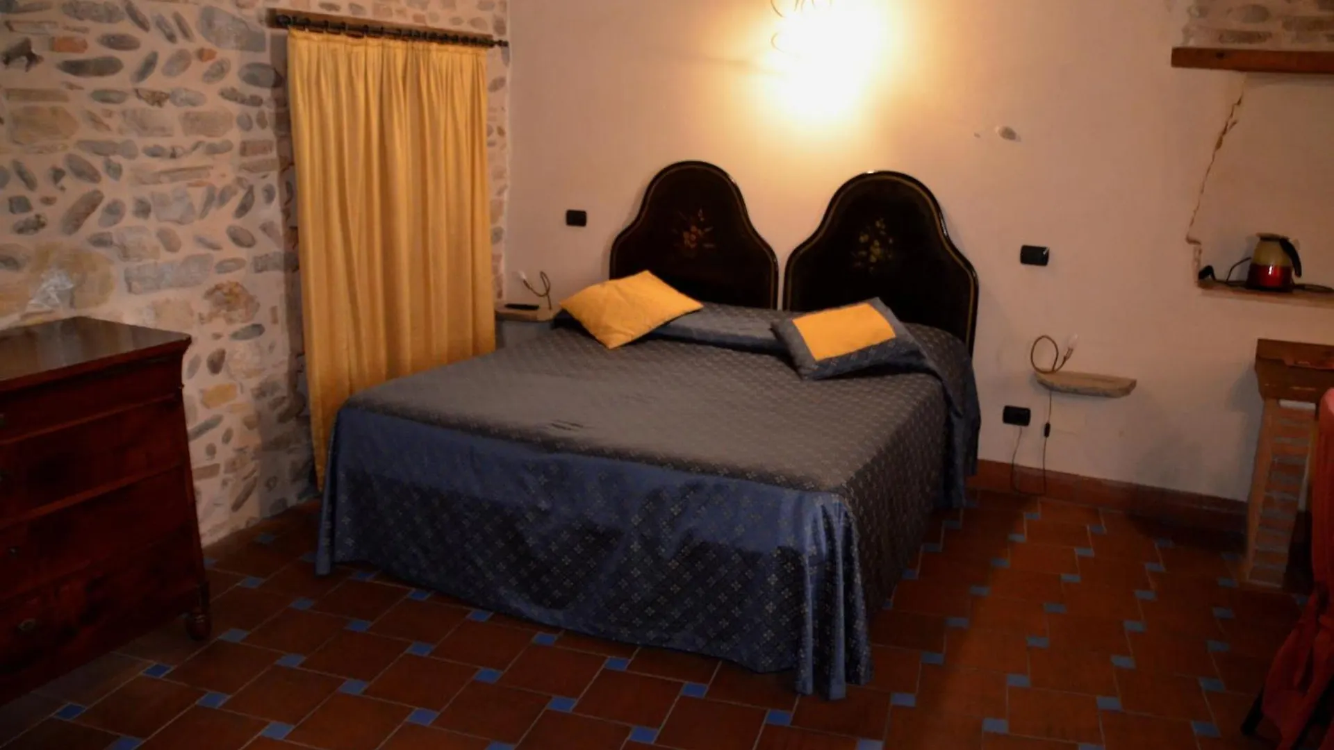 ** Bed & Breakfast Angolo Del Poeta Bergamo Italy