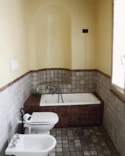 ** Bed & Breakfast Angolo Del Poeta Bergamo Italy