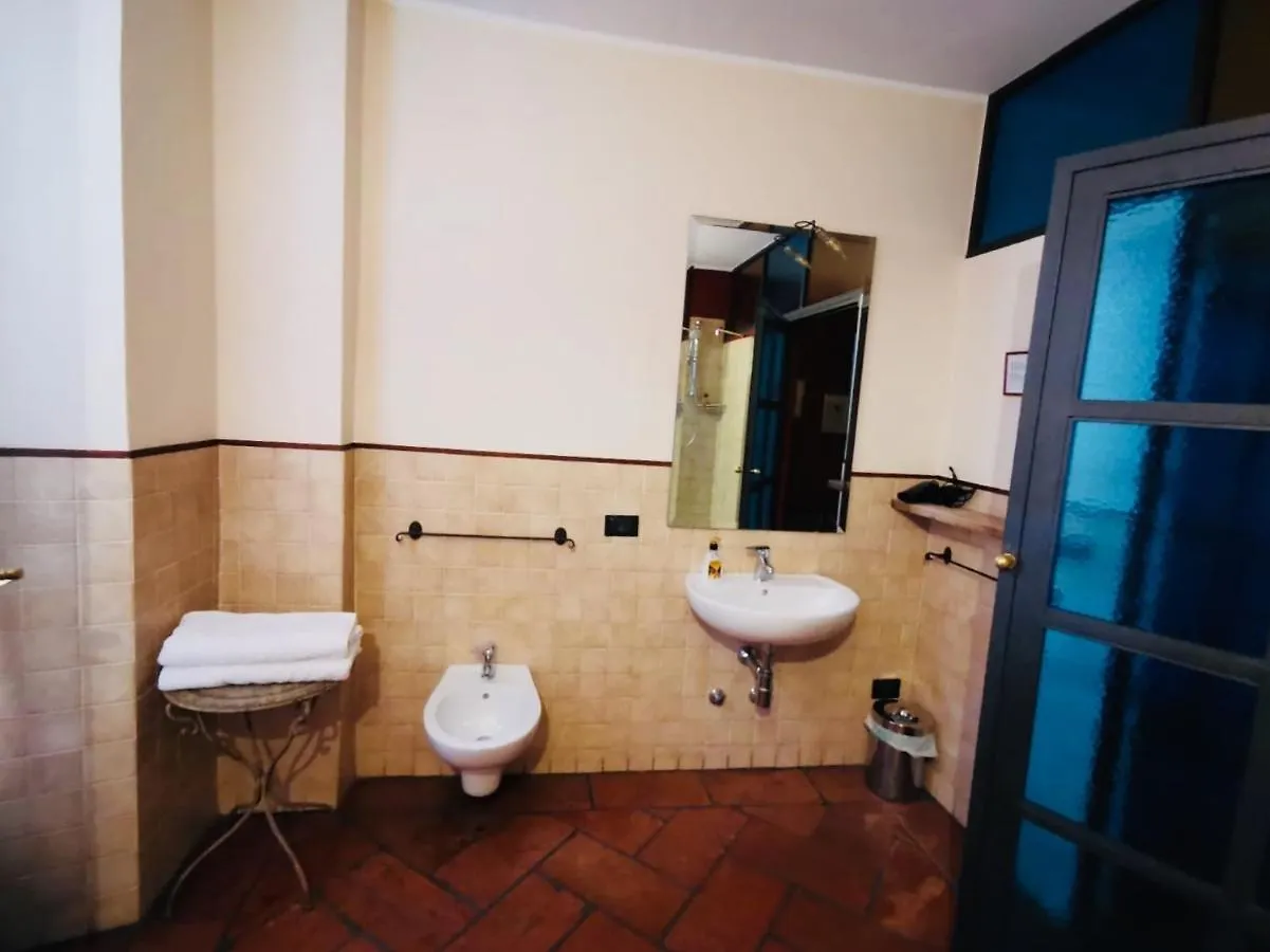 ** Bed & Breakfast Angolo Del Poeta Bergamo Italy