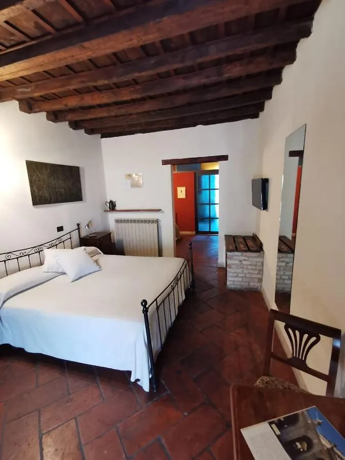 ** Bed & Breakfast Angolo Del Poeta Bergamo Italy