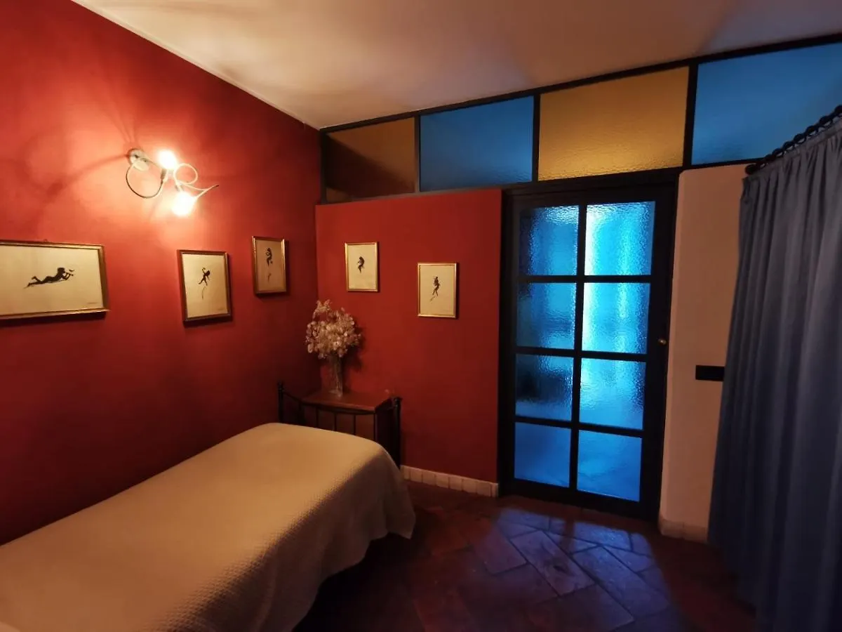 Angolo Del Poeta Bergamo 2*,