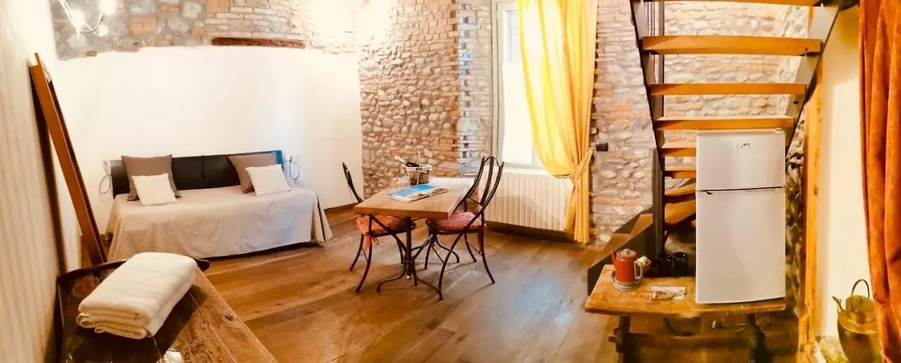 Angolo Del Poeta Bergamo 2*,  Olaszország