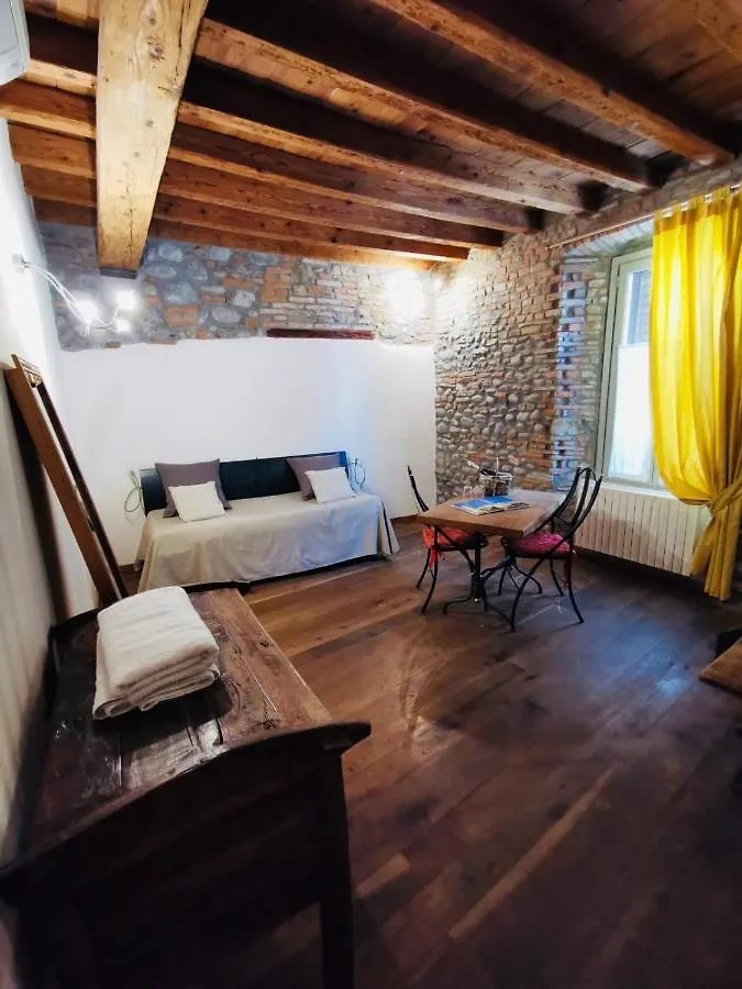 Angolo Del Poeta Bergamo Italy